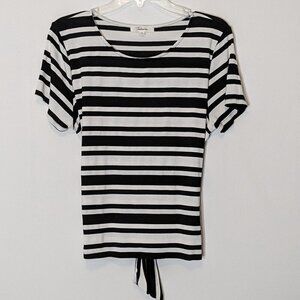 TAKARA Black & White Striped Short Sleeve Tie-Back Knit Top; Size XL